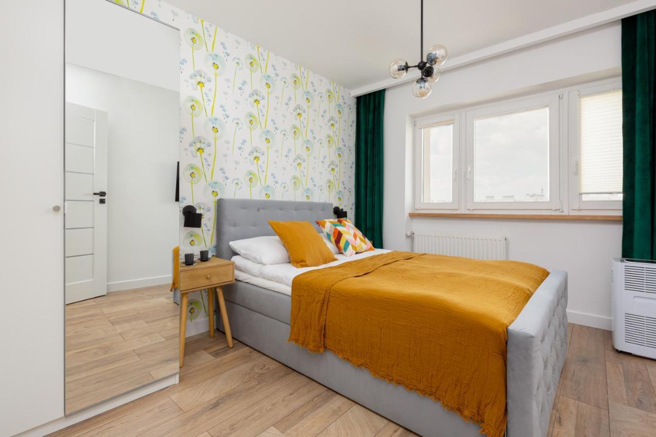 Top Floor View Apartment Marszalkowska By Noclegi Renters Warsaw Exterior photo
